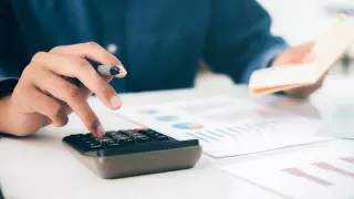 Ввести налоговые каникулы до конца пандемии предложили в Казахстане