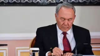 Назарбаев направил Елизавете II соболезнования в связи с кончиной принца Филиппа