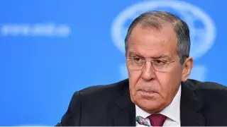 Россия работает над отказом от западных платежных систем - Лавров