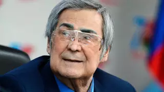 Аман Тулеев рассказал о травле в школе из-за внешности и имени