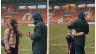 Футболист "Актобе" сразу после матча сделал предложение руки и сердца