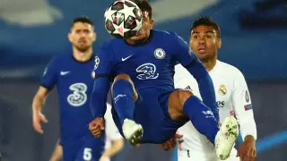 Не сухая ничья. "Реал" и "Челси" сыграли матч в 1/2 финала ЛЧ под проливным дождем