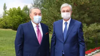 Назарбаев передал Токаеву полномочия председателя АНК