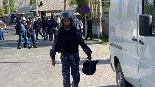 Ситуация на кыргызско-таджикской границе обостряется: началась перестрелка