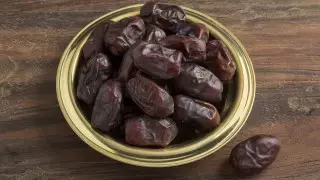 Врач рассказала, сколько фиников можно съедать в день