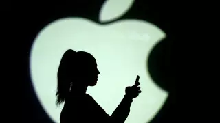 Apple собирается выпустить складной iPhone в 2023 году - источник