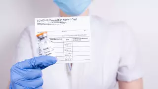 Цой пообещал наказать всех, кто подделает паспорт вакцинации