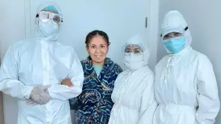 Астанчанка со 100-процентным поражением легких родила здоровую дочь