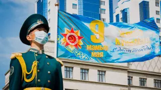 Мирзиеев, Жапаров, Рахмон, Пашинян. Президенты поздравили Токаева с Днем Победы