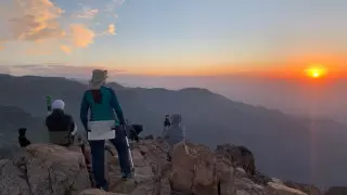 Как безопасно ходить в горы, рассказали эксперты