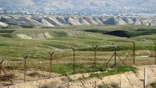 На кыргызско-узбекской границе возник конфликт между сельчанами