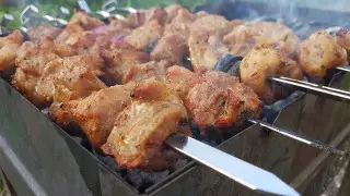 Диетолог назвала самые вредные для здоровья шашлычные маринады