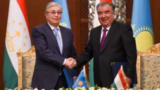 Токаев и Рахмон подписали совместное заявление