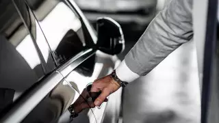 Сколько тратит акимат ЗКО на служебные авто