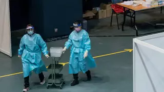 Миллионы доз вакцины от COVID-19 могут выбросить в Гонконге