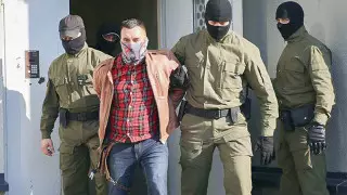 Белорусский политзаключенный пытался перерезать себе горло на суде