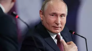 США уверенной поступью идут по пути СССР, заявил Путин