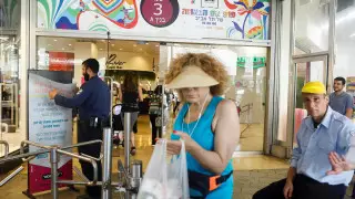 В Израиле отменили масочный режим в помещениях