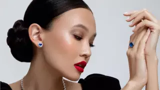 Модель из Казахстана снялась в рекламе известного дизайнера