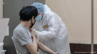 Ученые выявили категории людей, подверженных повторному заражению COVID-19