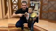 Хабиб Нурмагомедов встретился с маленьким бойцом из Казахстана