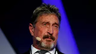Основатель McAfee оставил послание перед смертью