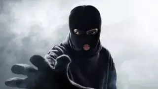 Проституток ограбил мужчина в маске в ВКО