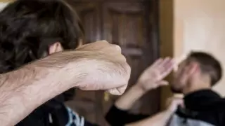 Мужчина до смерти забил любовника жены в Актау