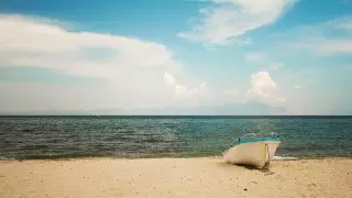 Лодку с 20 мертвецами обнаружили в Карибском море