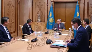 Назарбаев встретился с руководством Glencore International AG