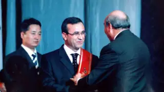 Орхан Инанды кім және оны түрік әскері неге ұстап әкетті?