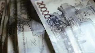 Средние зарплаты бюджетников и госслужащих назвал Мамин