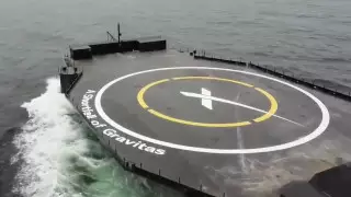 Илон Маск показал новую беспилотную посадочную платформу SpaceX