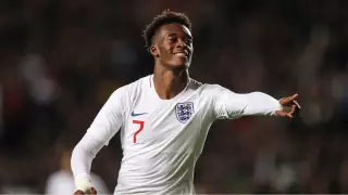 Футболист сборной Англии сменит национальную команду из-за расизма
