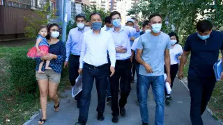 Сагинтаев проверил строительство детских садов и школ в Алатауском районе