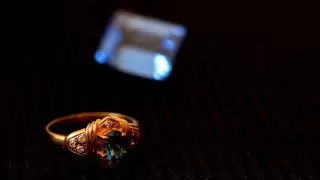 Залежи драгоценных камней нашел в своем саду житель Шри-Ланки