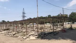 Крупную автостоянку сносят в районе Кок-Тобе в Алматы