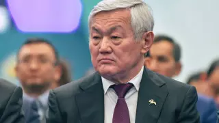 Президент Токаев объявил выговор Сапарбаеву из-за назначения уволенного акима