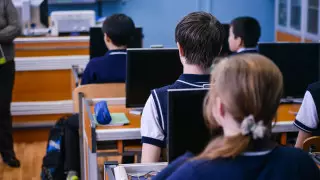 Решение по школьной форме приняли в Казахстане