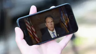 Байден потребовал отставки губернатора Нью-Йорка