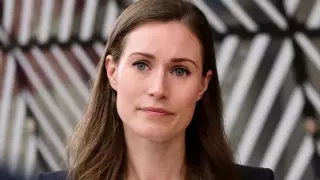 Премьер Финляндии вернет в бюджет деньги, потраченные на завтраки