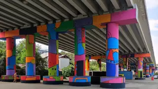 Паркур-площадку под мостом на ВОАД в Алматы украсили