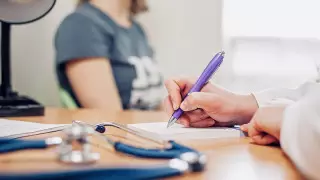 Алматинцы подделали ПЦР-тесты и не смогли вылететь на отдых в Дубай