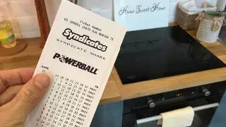 Выигравшего в лотерею 60 миллионов долларов ищут в Австралии