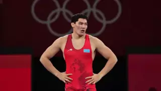 "Судью отстранили". У борца из Казахстана украли победу в Токио