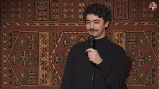 Стендап-комика Идрака Мирзализаде арестовали за шутку о русских