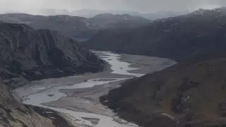 Над ледниками Гренландии впервые прошел дождь