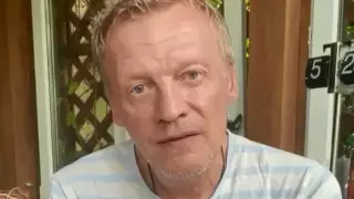 Актер Серебряков записал видеообращение с просьбой о помощи