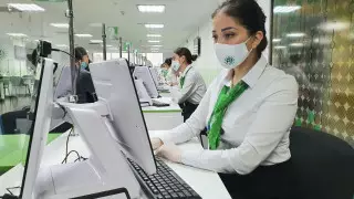 Очереди в ЦОНах: казахстанцы обращались за услугами, которые можно получить онлайн