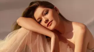 Дочь Серика Акишева появилась на обложке европейского журнала